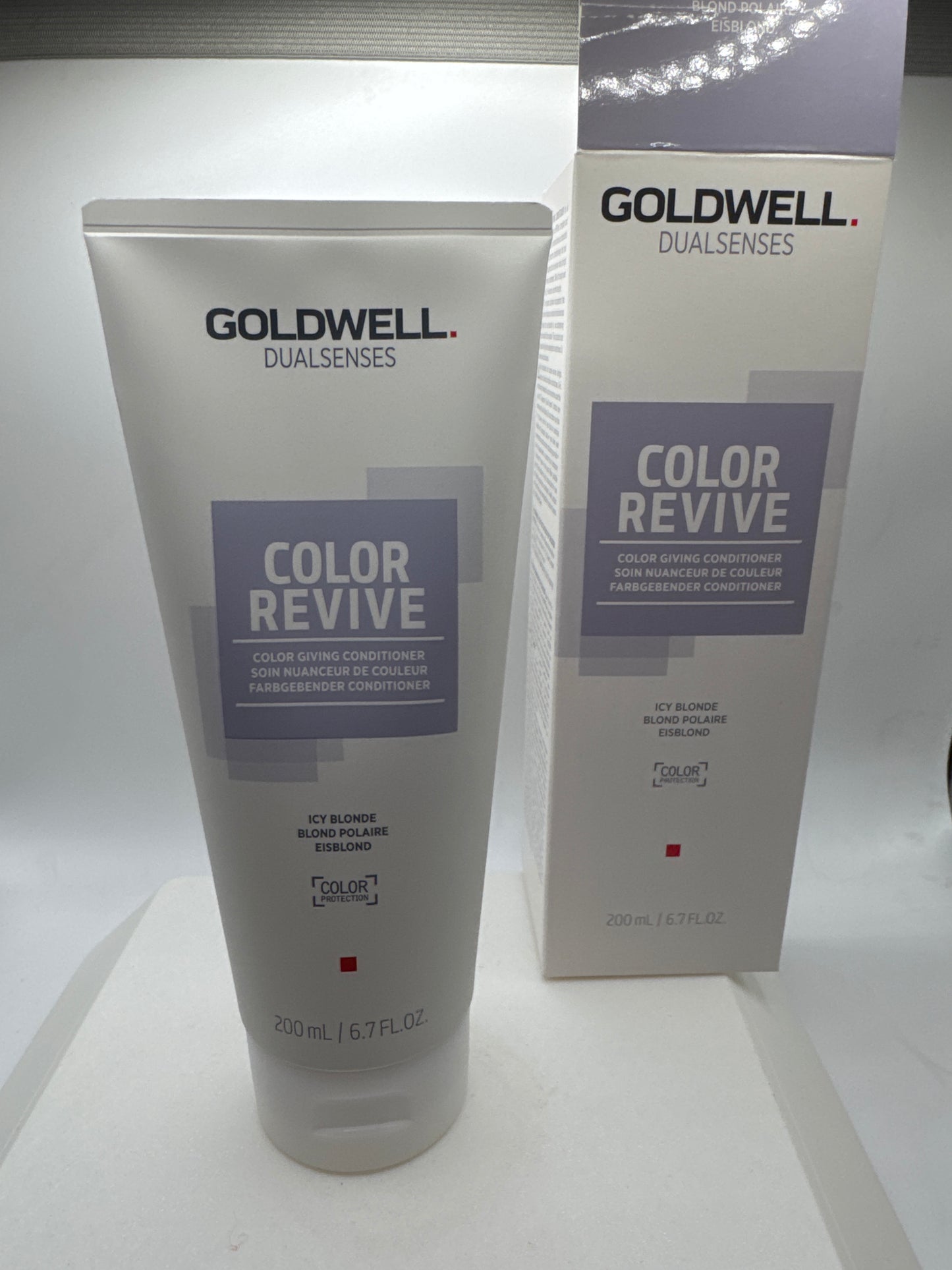 Goldwell Color Giving Conditioner Icy Blonde 200 ml / 6.7 oz