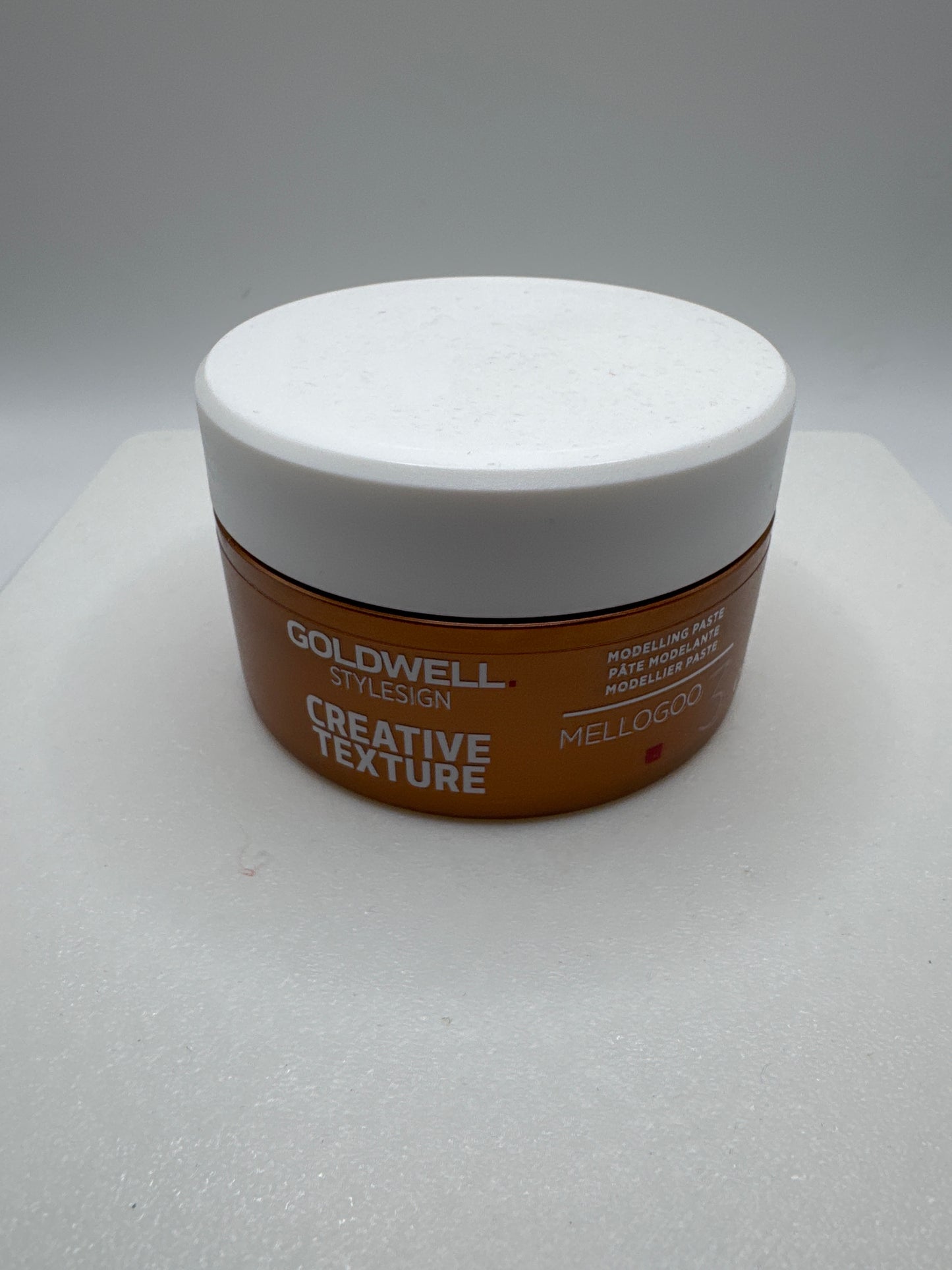 Goldwell StyleSign Creative Texture Mellogoo Modelling Paste 3.3 oz
