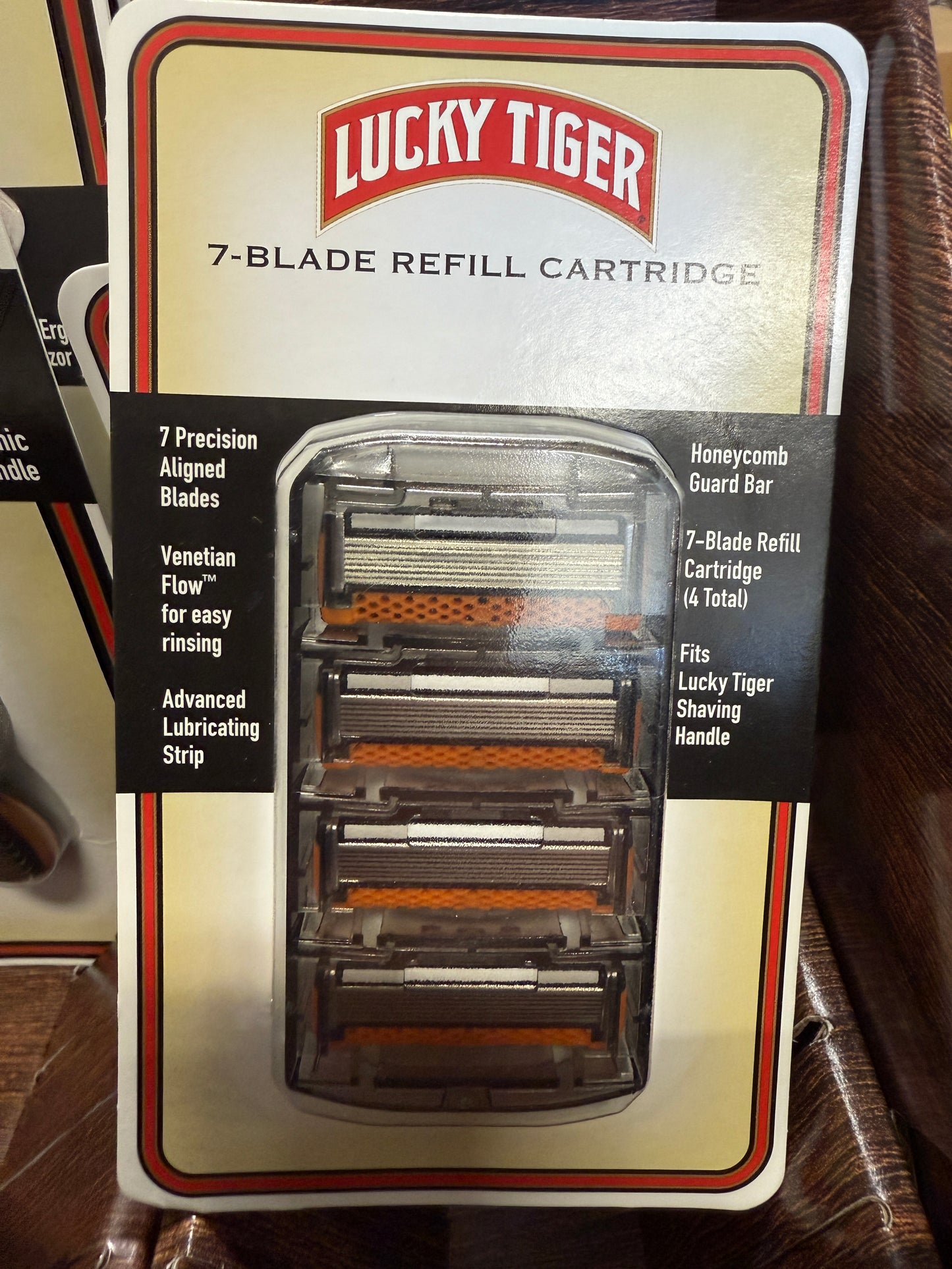Lucky Tiger Display 6 packs of blades razors and 3 handles